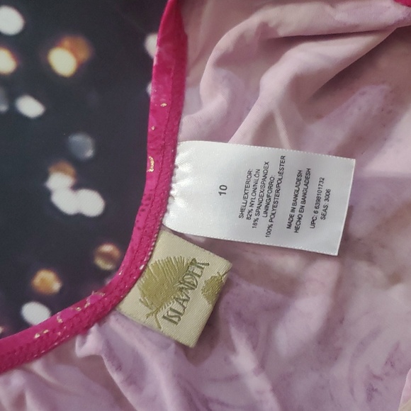 Islanders Pink and gold size 10 one peice swim suit - Picture 3 of 4